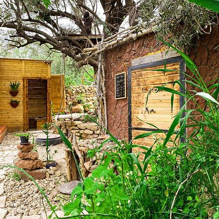 Hobbit Village Dana Eksteriør billede