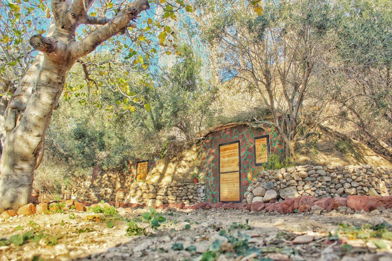 Hobbit Village Dana Eksteriør billede