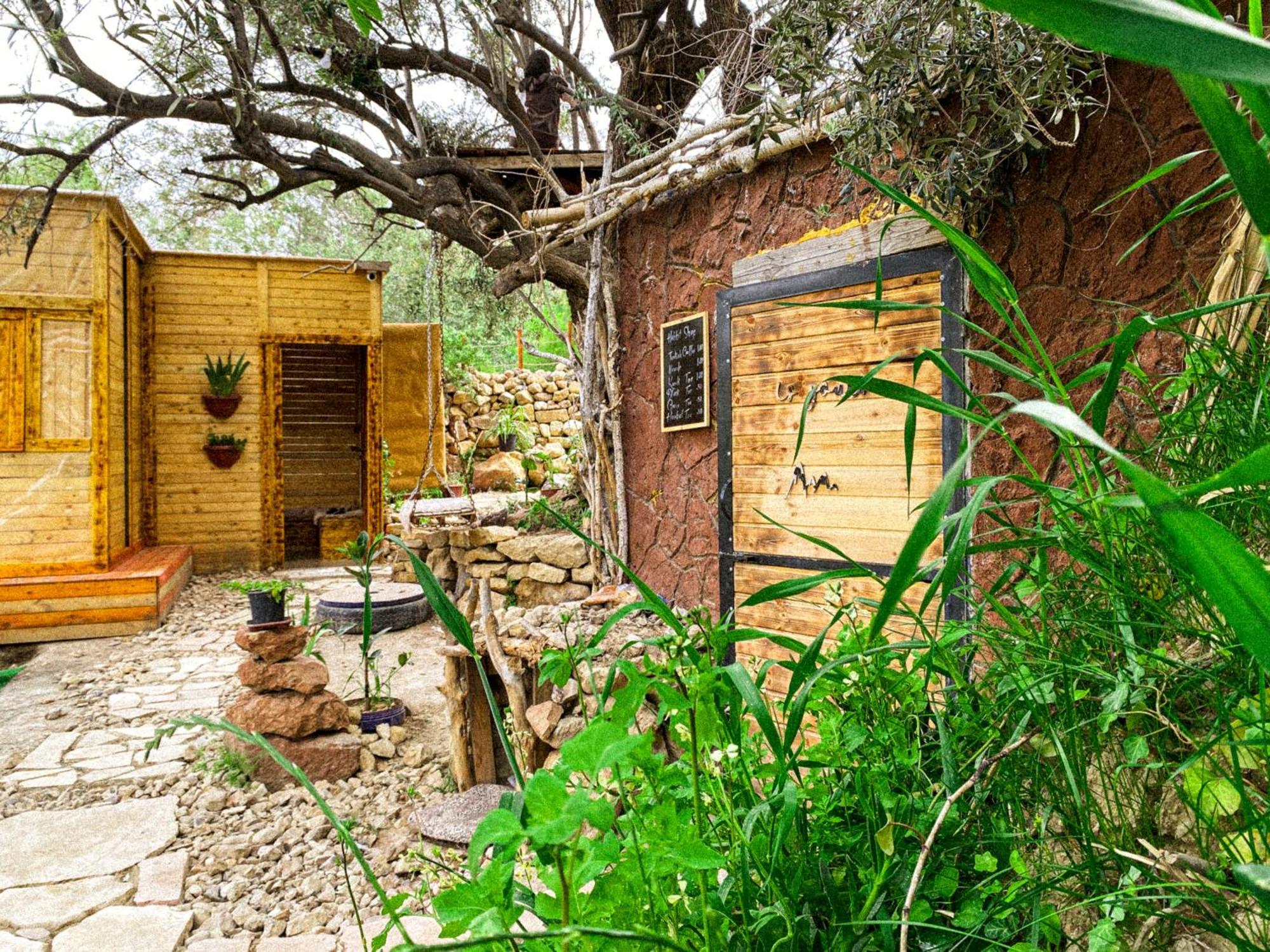 Hobbit Village Dana Eksteriør billede